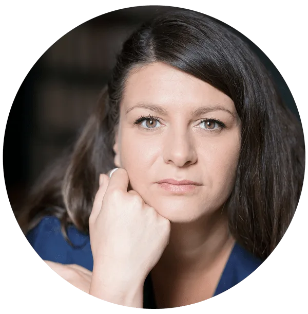 Cécile Zébert dans Conjugal